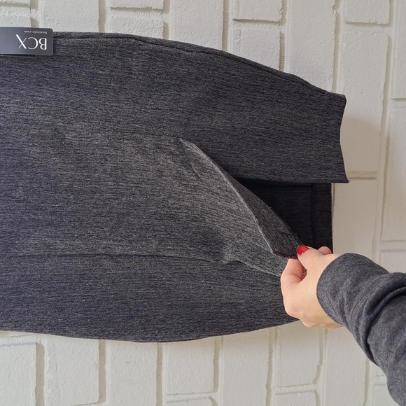 BCX Black/Gray Heathered Button Detail Bussiness Skirt. Size 3 NWT - Picture 3 of 8